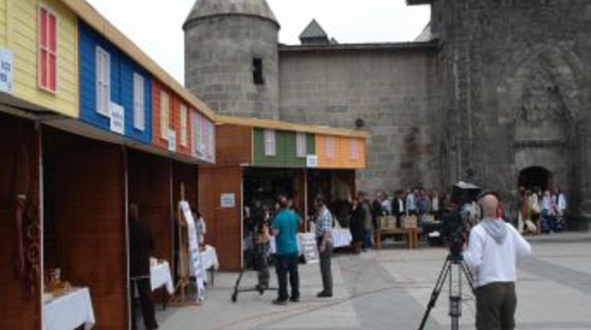 Yakutiye Kent Meydanında Erzurum Belgeseli