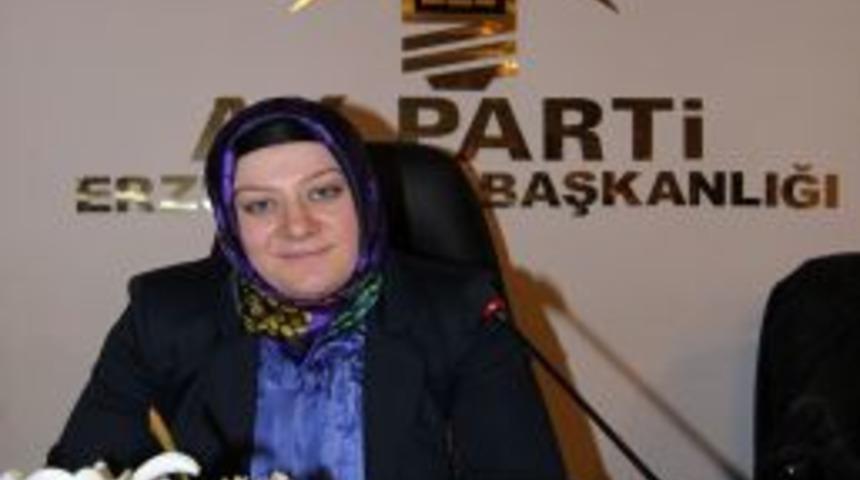 Ak Partı Erzurum Kadın Kolları Ankara Yolcusu