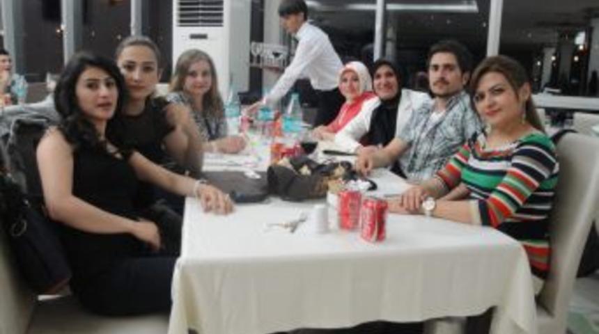 Hemşireler G&ouml;n&uuml;llerince Eğlendi