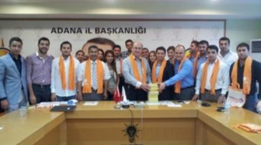 2 Haftada 3 Bin Kişi Ak Partili Oldu