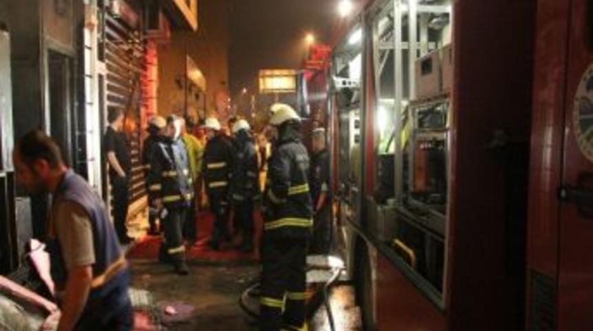 Sakarya'da Gece Kulub&uuml; Yangını