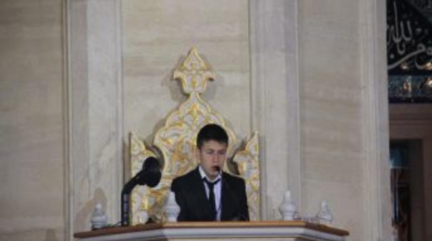 Hafızlık ve ezanı g&uuml;zel okuma yarışmasının birincileri D&uuml;zce ve İstanbul&rsquo;dan