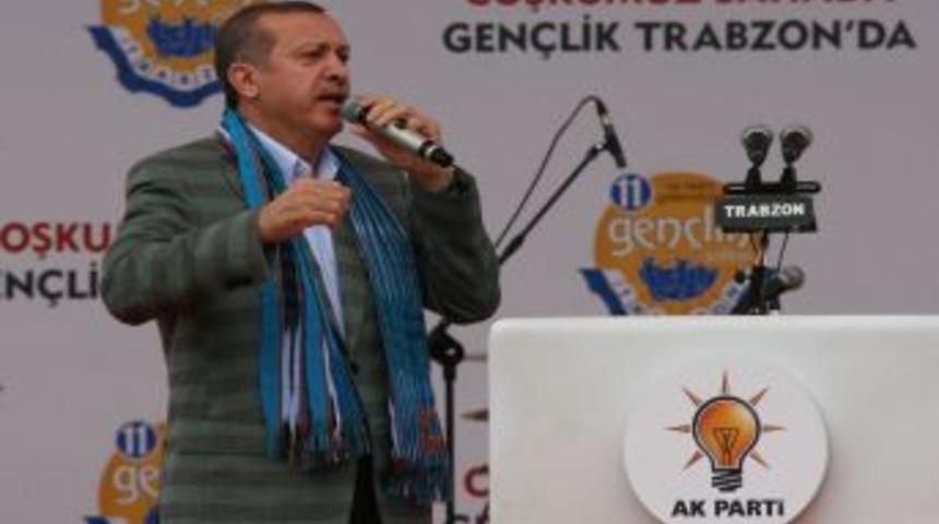 Başbakan Erdoğan: Fenerbah&ccedil;eli olarak ben de Galatasaray'ı tebrik ediyorum