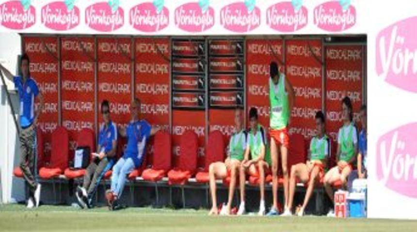 Medical Park Antalyaspor: 1 - Gen&ccedil;lerbirliği:3