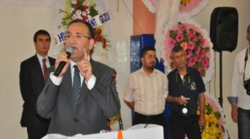 Bozdağ: Başkanlık sisteminden korkuyorlar