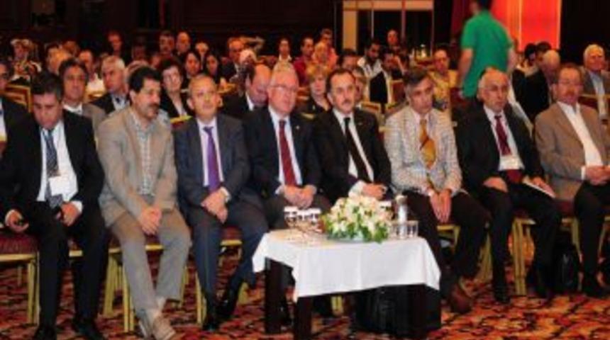 Uluslararası Balkan Sempozyumu'na "barış" Damgasını Vurdu