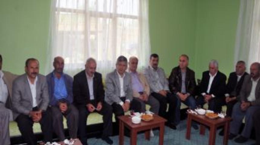 Milletvekili Aydın Kelkit'te Muhtarlarla Bir Araya Geldi