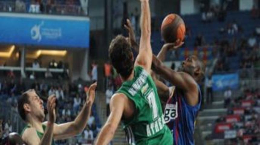 Panathinaikos'u 74-69 yenen Regal Barcelona &uuml;&ccedil;&uuml;nc&uuml; oldu