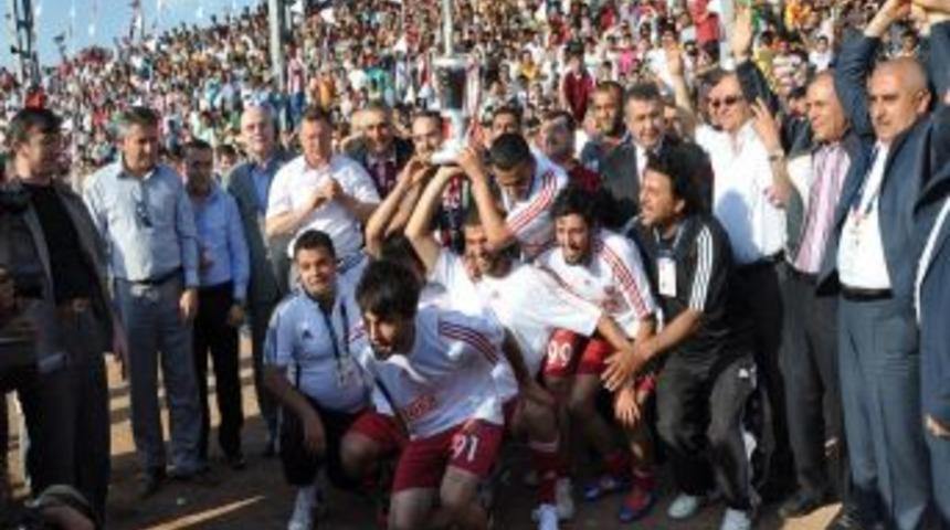 Hatayspor 2. Lige y&uuml;kseldi