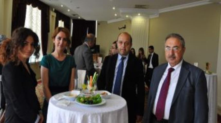 Deprem Panelistleri Kokteylde Buluştu