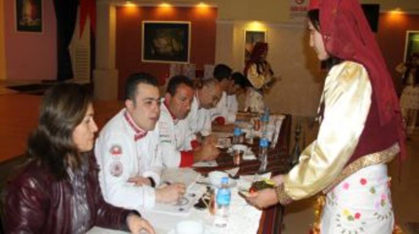 Çubuklu ev hanımları, en güzel yöresel yemeği yapmak için yarıştı