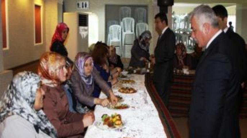 &Ccedil;ubuk'Ta Y&ouml;resel Yemek Yarışması