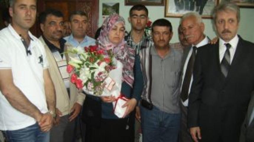 'Yılın Annesi', Şehit Annesi Fatma Ağgedik Se&ccedil;ildi