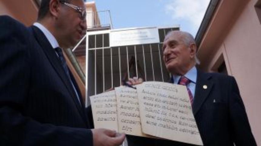 Deniz Gezmiş Ve Arkadaşlarının Yaftaları M&uuml;zeye Bağışlandı