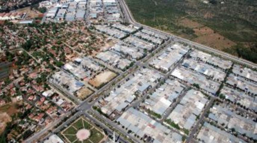 Akdeniz Sanayi Sitesi'Ndeki Gecekondu Problemi &Ccedil;&ouml;z&uuml;ld&uuml;
