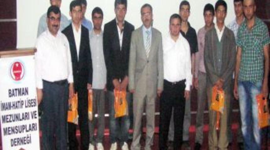 Mezuniyet Ve &Ouml;d&uuml;l Coşkusu Birlikte Yaşandı