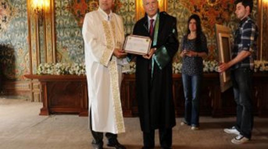 İstanbul &Uuml;niversitesi'Nden İhsanoğlu'Na Fahri Doktora