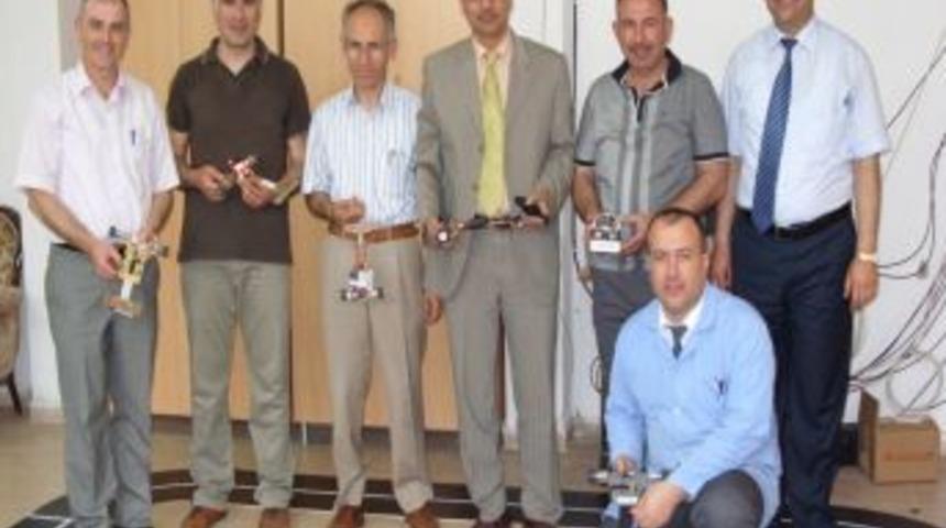 Robot Kul&uuml;b&uuml; Yarışmaya Katılıyor