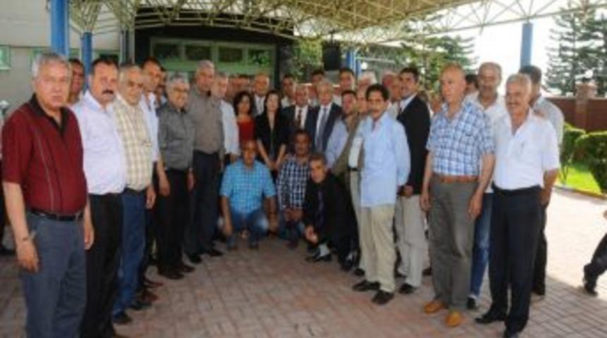 Muhtarlardan Aldırmaz'A S&uuml;rpriz Karşılama