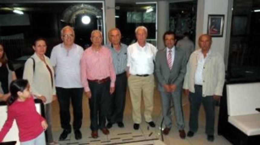 Salihli Gema Vakfında G&ouml;rev Dağılımı Yapıldı