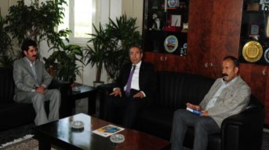 Başkan Kaya'dan Rekt&ouml;r Battal'a Ziyaret