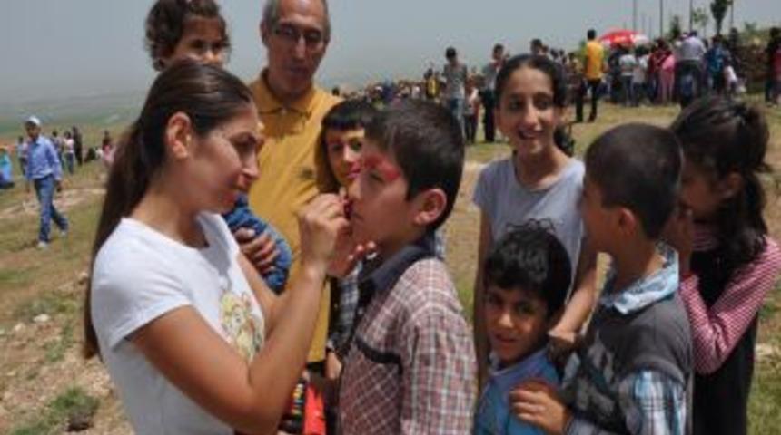 Batman'ın Raman Dağı Eteklerinde U&ccedil;urtma Şenliği