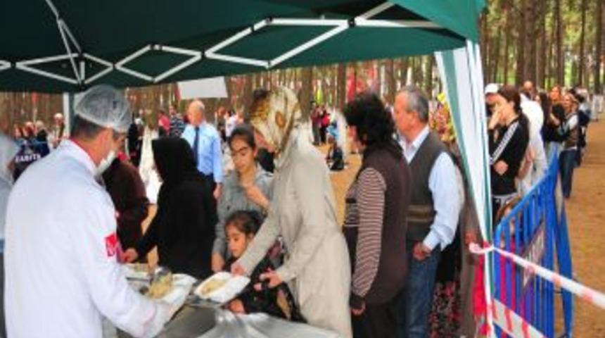 Beylikd&uuml;z&uuml;'nde Anneler G&uuml;n&uuml; Pikniği