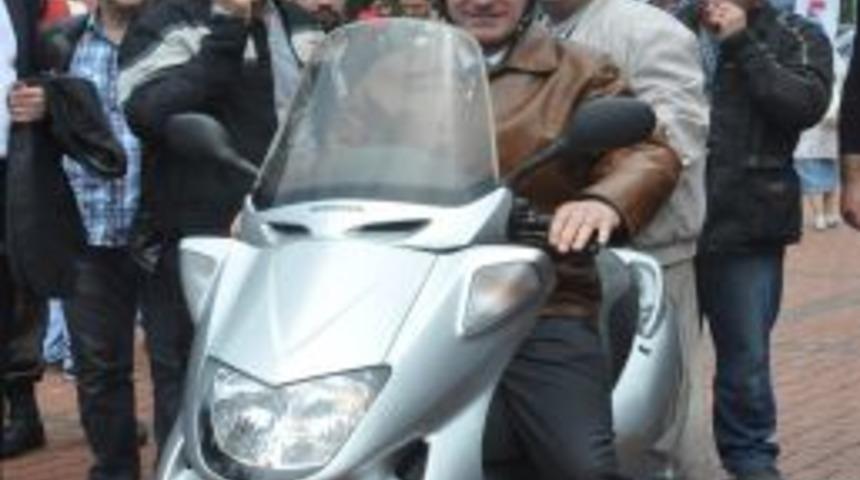 Vekilin Motosiklet Sevdası