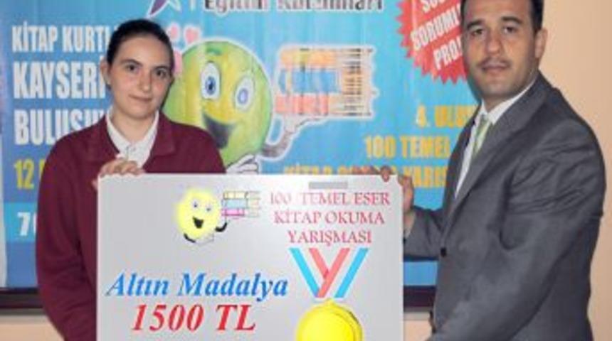 Mutafoğlu &Ouml;ğrencisi 100 Temel Eser Okuma Yarışması'nda T&uuml;rkiye 1.&rsquo;si Oldu
