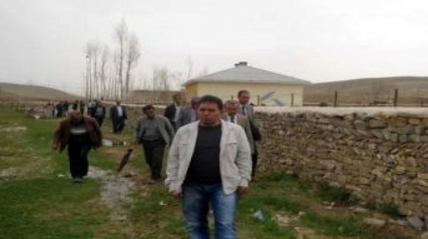 Kaymakam Kaya'dan K&ouml;y Ziyareti