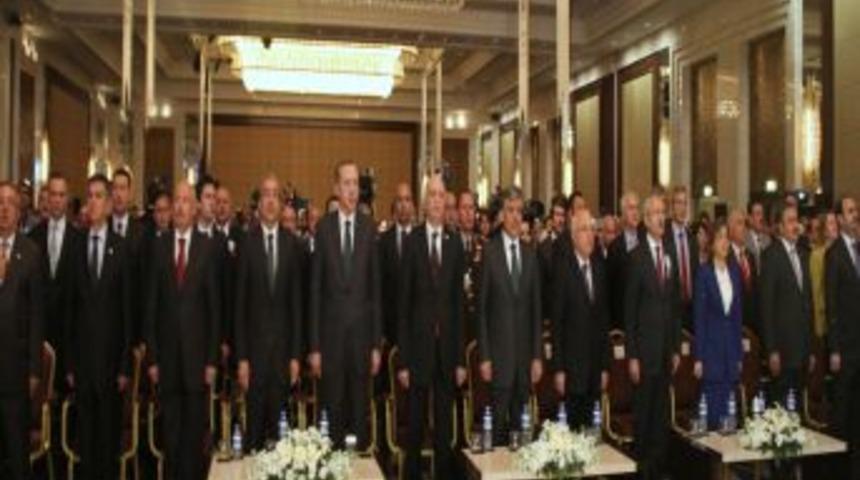 Başbakan Erdoğan, &Ccedil;ift&ccedil;iler G&uuml;n&uuml;'nde Konuştu