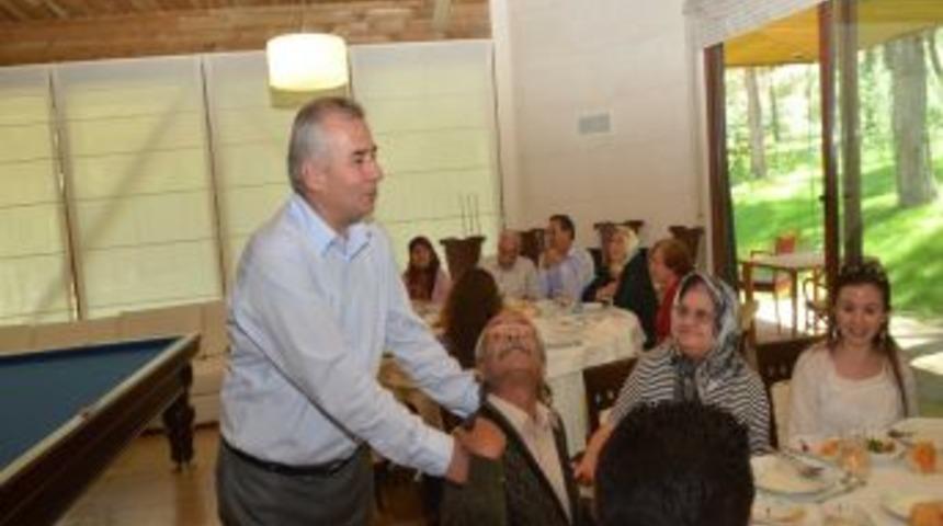 Vatandaşlar, Hizmetleri Şehir Turu İle G&ouml;r&uuml;yor