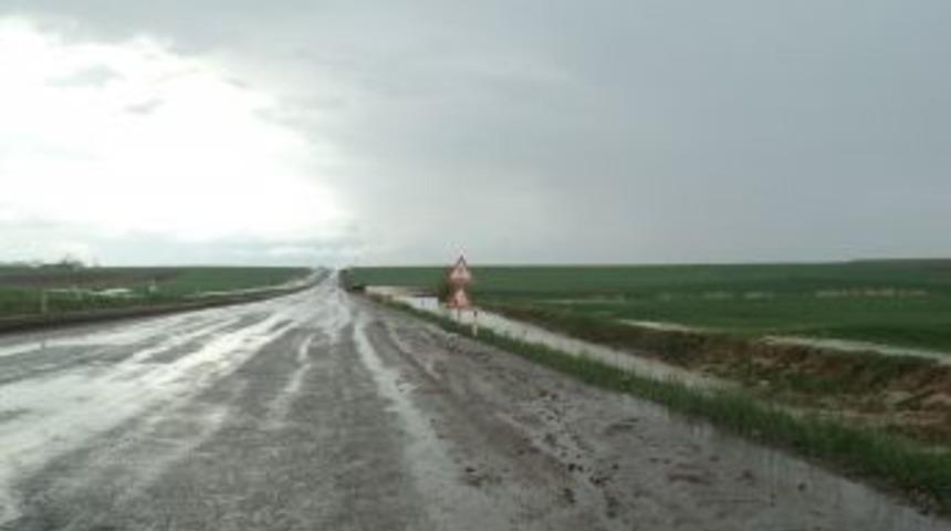 Boğazlıyan&rsquo;da Sağanak Yağmur Aralıklarla Devam Ediyor