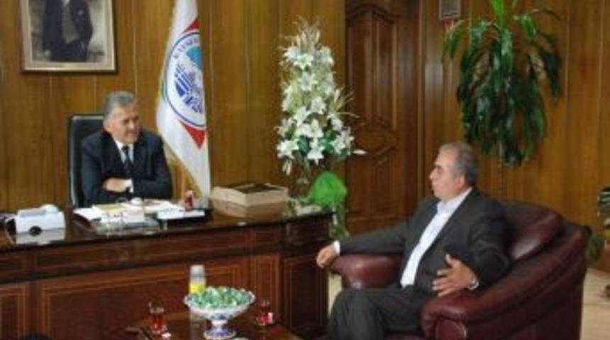 Kayseri Sanayi-Ticaret Merkezi Y&ouml;netim Kurulu Melikgazi'yi Ziyaret Etti