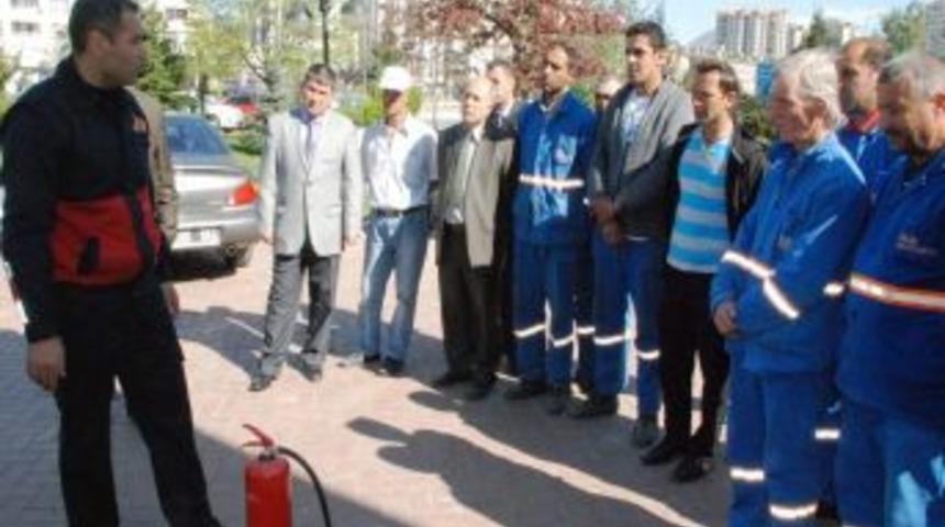 Melikgazi Personeline Yangın S&ouml;nd&uuml;rme Eğitimi Verildi