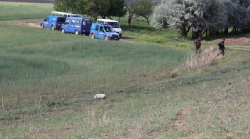 Hayvan Besicisi, &Ccedil;obanı Tarafından Av T&uuml;feği Ile &Ouml;ld&uuml;r&uuml;ld&uuml;