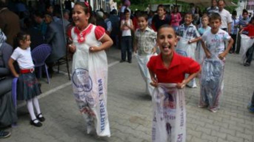 &Ccedil;aycuma Derek&ouml;seler K&ouml;y&uuml;nde Etkinlik Yapıldı