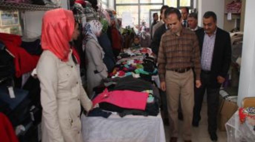Ahlat'ta Fakir &Ouml;ğrenciler Yararına Kermes
