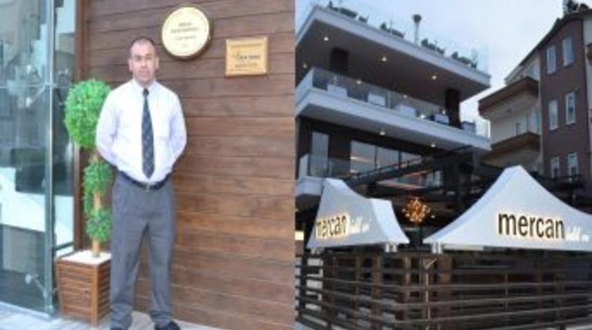 &Ccedil;alık Yedaş Tabelasını İş Yerinin Duvarına Astı
