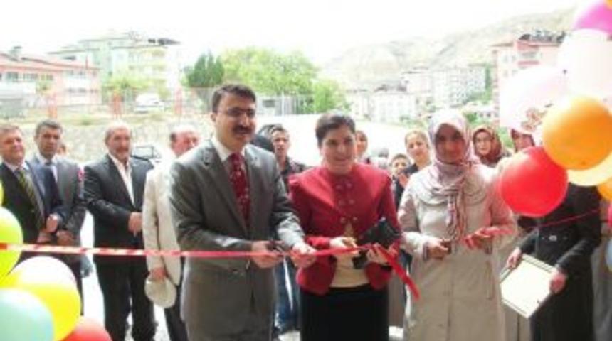 Darende'de İhtiya&ccedil; Sahibi &Ouml;ğrenciler Yararına  Kermes A&ccedil;ıldı