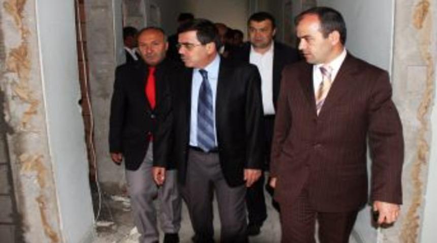 Ahlat'ta Yeni &Ouml;ğretmenevi