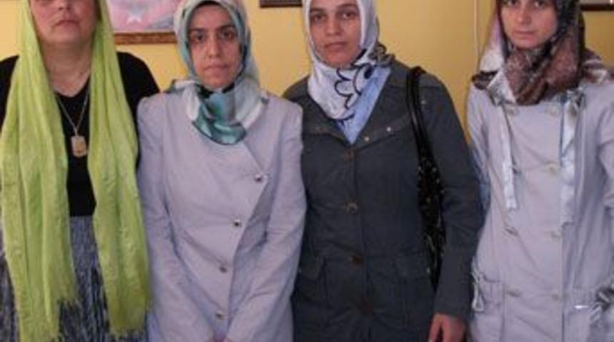 Saadet Partisi&rsquo;nden şehit annesine ziyaret