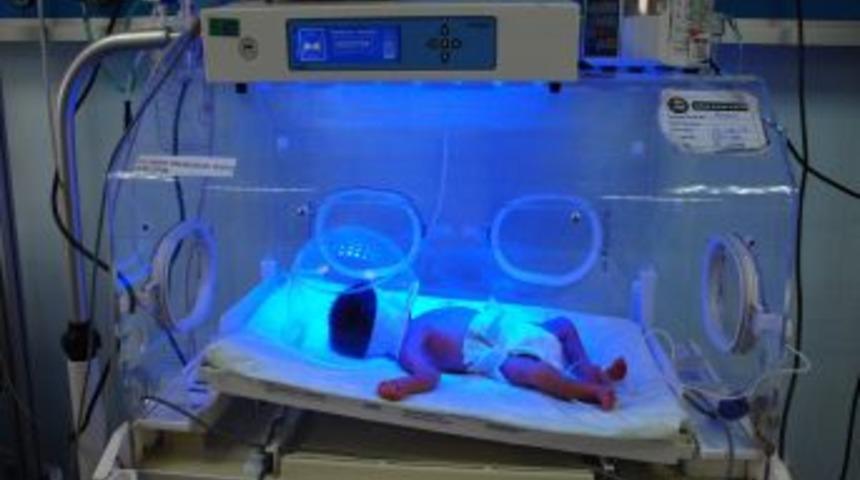 Beş G&uuml;nl&uuml;k Bebek &Ccedil;anta İ&ccedil;erisinde Sokağa Bırakıldı