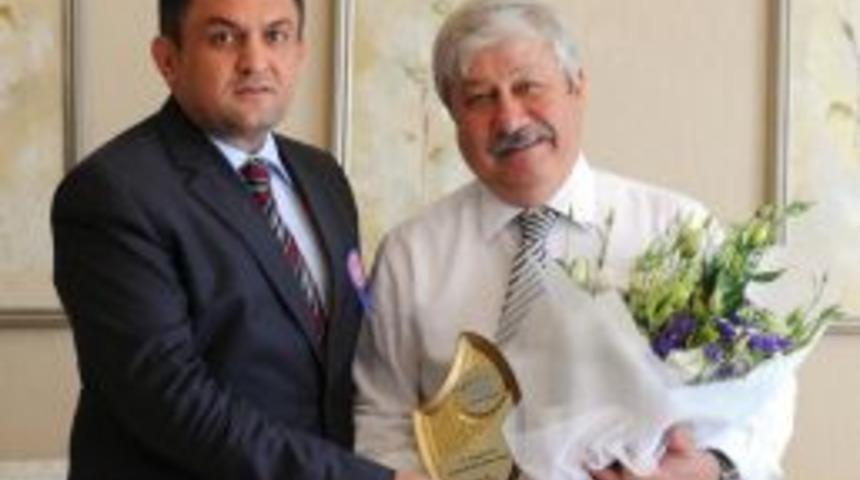 SGK Antalya İl Müdürü Erol, Başkan Akaydın'ı Ziyaret Etti