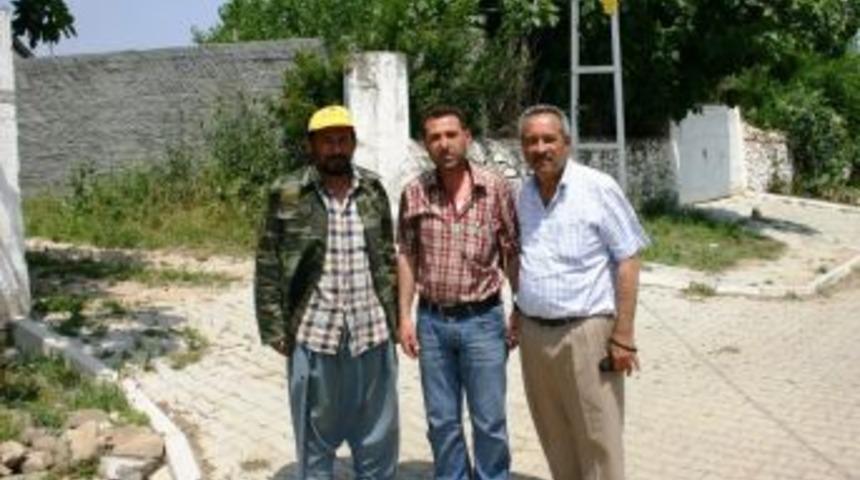 Tarlalarına Elektrik Direği Dikilen K&ouml;yl&uuml;ler Zararlarının Karşılanmasını İstedi