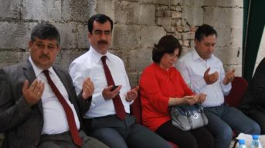 Kıblesinin Yanlış Olduğu 60 Yıl Sonra Fark Edilen Camii Yenisi Yapılmak &Uuml;zere Yıkıldı