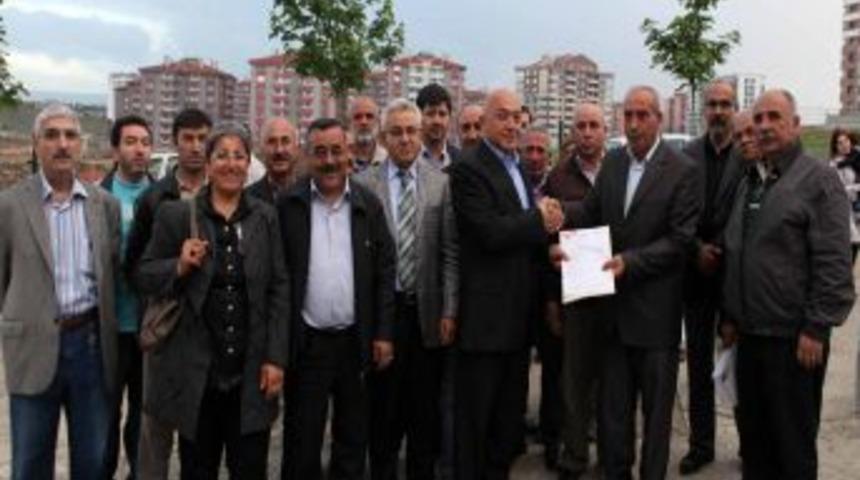 Yenimahalle'de 1 G&uuml;nde 3 Site Toplantısı