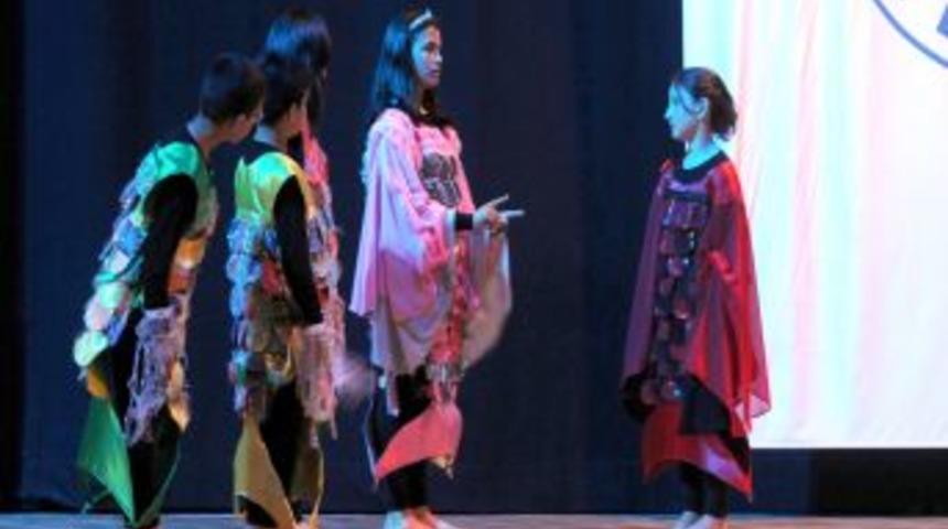 1. Ulusal İşitme Engelli Okulları Tiyatro Festivali Başladı