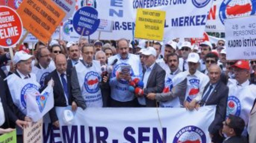 Memur-Sen, H&uuml;k&uuml;metin Teklif Ettiği Zammı Protesto Etti
