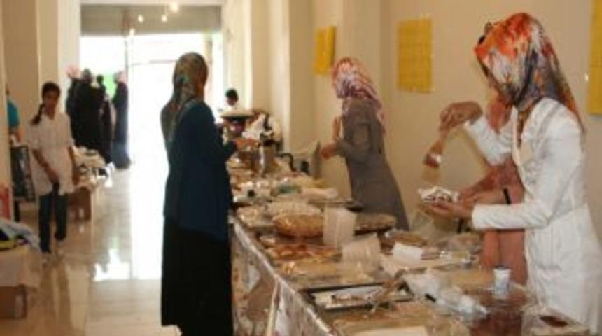 Nusaybin&rsquo;de Fakir &Ouml;ğrenciler Yararına Kermes A&ccedil;ıldı